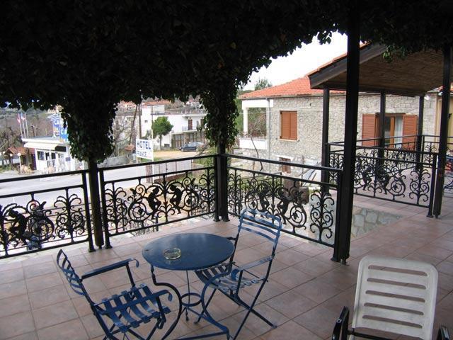 Hotel France Kalampáka Luaran gambar